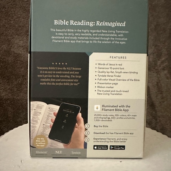 NLT Compact Giant Print Bible Mahogany Celtic Cross, New. Never used. - Picture 5 of 6